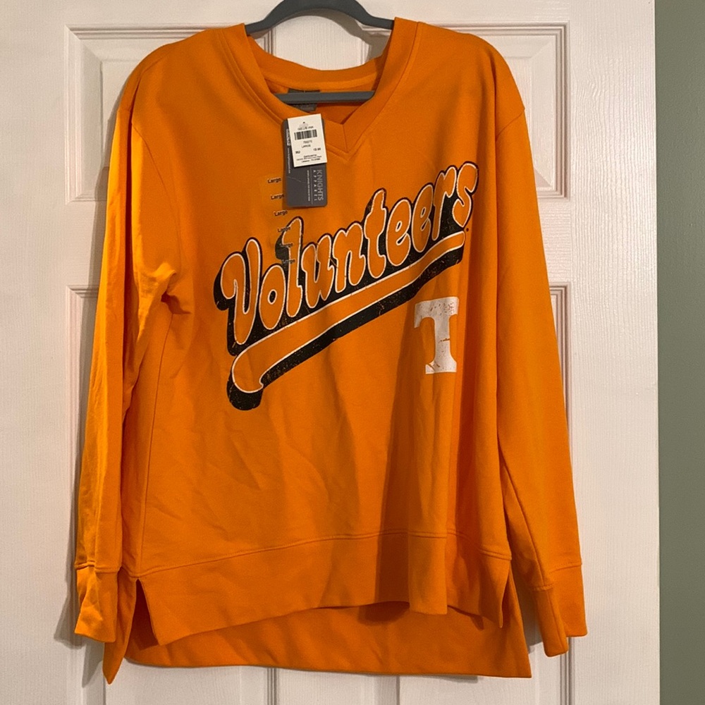 Tennessee Vols long sleeve V neck shirt. So soft!